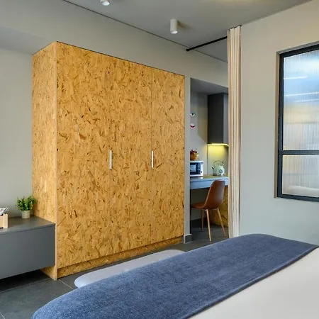 Psiri Lofts *