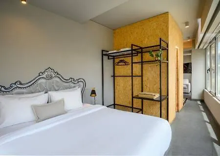 Psiri Lofts *